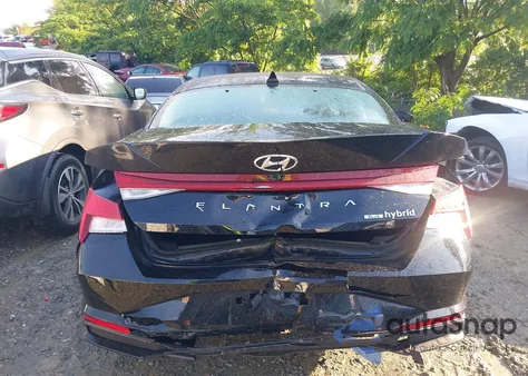 2023 Hyundai Elantra Hybrid Blue z USA, uszkodzony, nr VIN KMHLM4AJ8PU073972